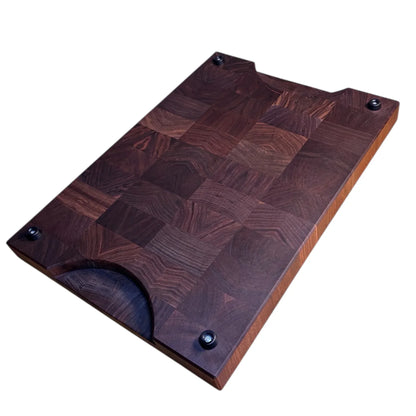 Rückseite Stirnholz Schneidebrett Nussbaum mit Saftrinne