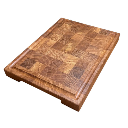 Stirnholz Schneidebrett aus Eiche mit Saftrinne
