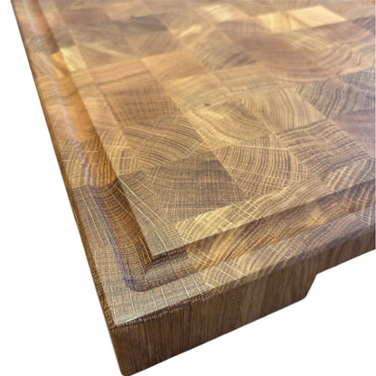 Stirnholz Schneibrett aus Eiche mit Saftrinne